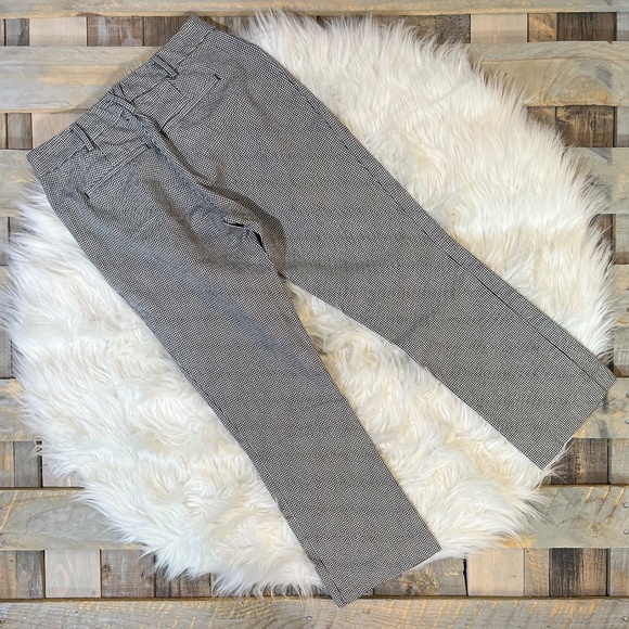 EUC. Houndstooth {Anthropologie} Essential Low Rise Slim Ankle Pants | 4 · Small - Picture 7 of 16